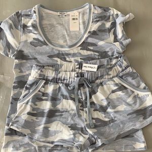 NWT Splendid shortie PJ set, size small